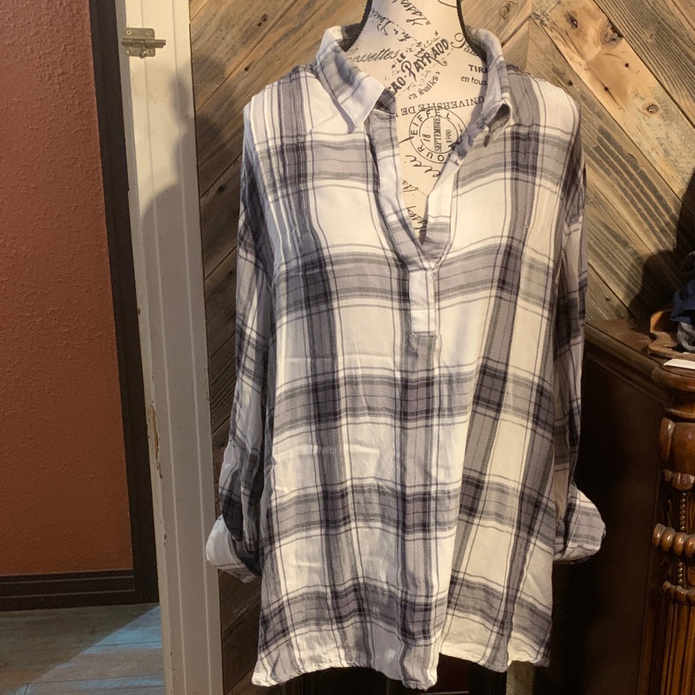 Zac & Rachel White and Navy Plaid Tunic Shirt